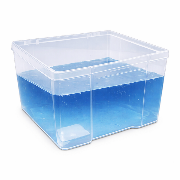 Plastic container with detachable lid